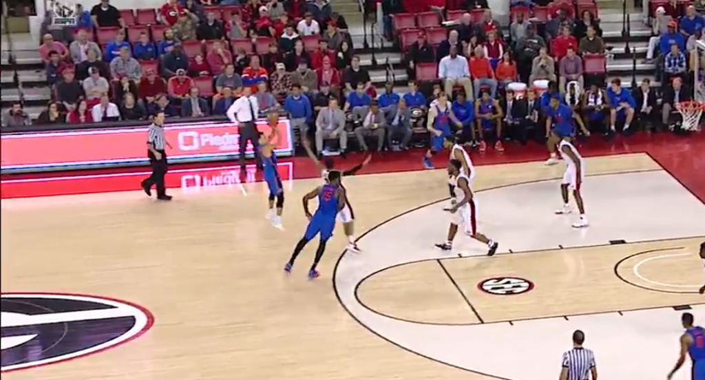 #17 Florida defeats Georgia, moves into tie atop SEC&nbsp;standings