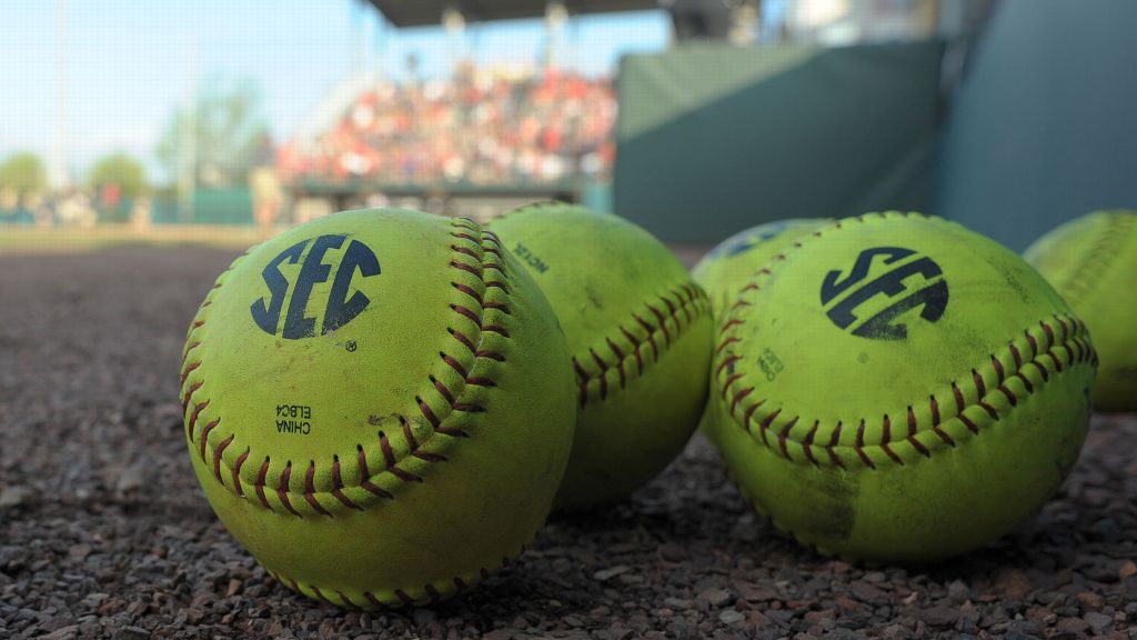 Jordan Roberts named SEC Softball Freshman of the&nbsp;Week