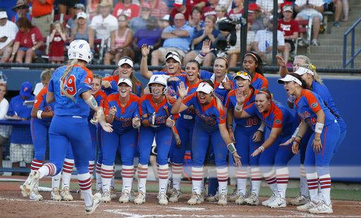 Oklahoma defeats Gators 5-4 to win National&nbsp;Championship