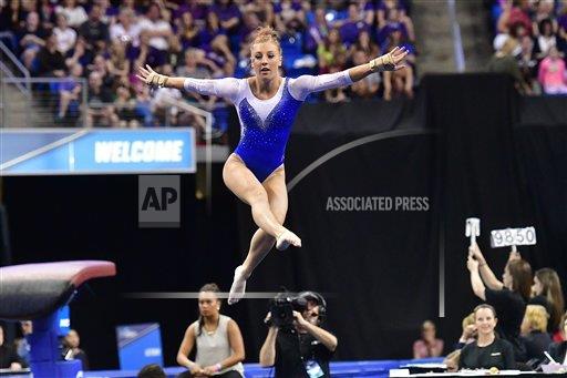Alex McMurtry becomes first Gators gymnast with multiple perfect scores in one&nbsp;meet