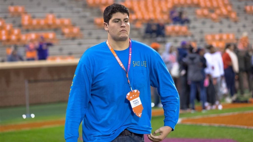 FB: Gators flip 4-star OL Michael Tarquin from&nbsp;Miami