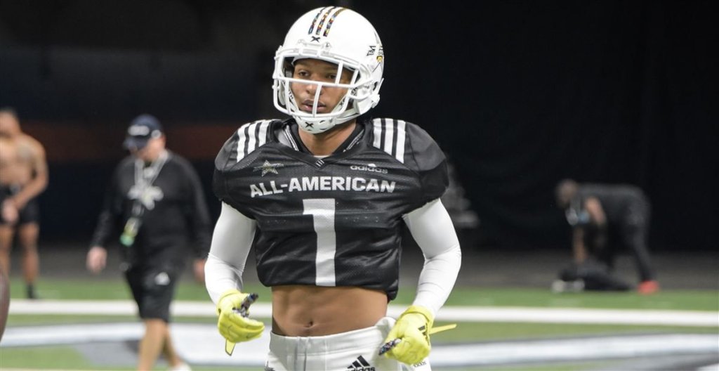 FB: DB Chris Steele commits to Florida; signed during early signing&nbsp;period