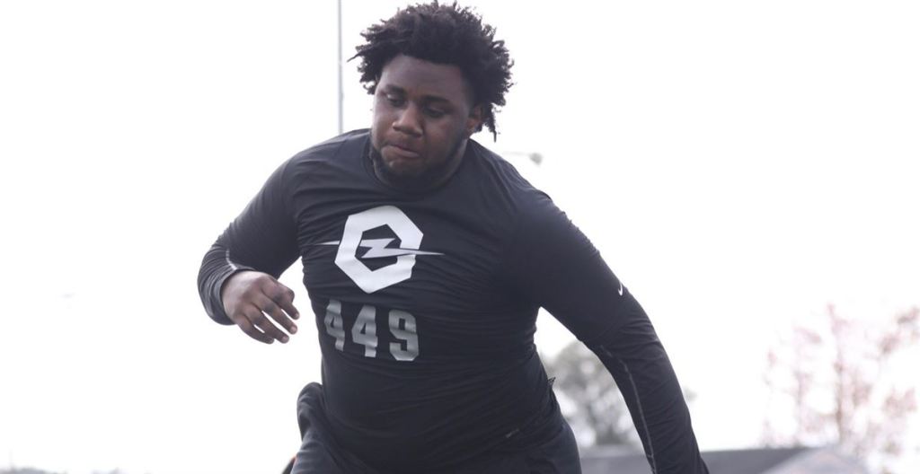 FB: 3-star OG Richard Leonard commits to&nbsp;Florida