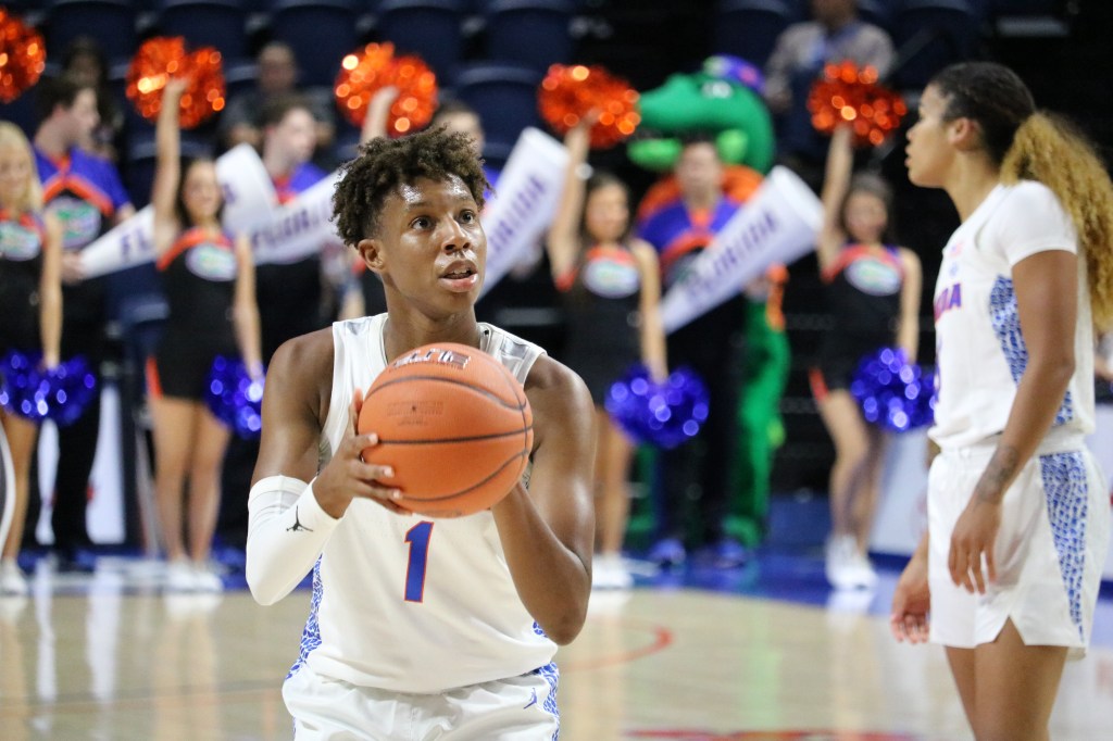 WBB: Gators rout Samford; move to 3-0 on the&nbsp;season