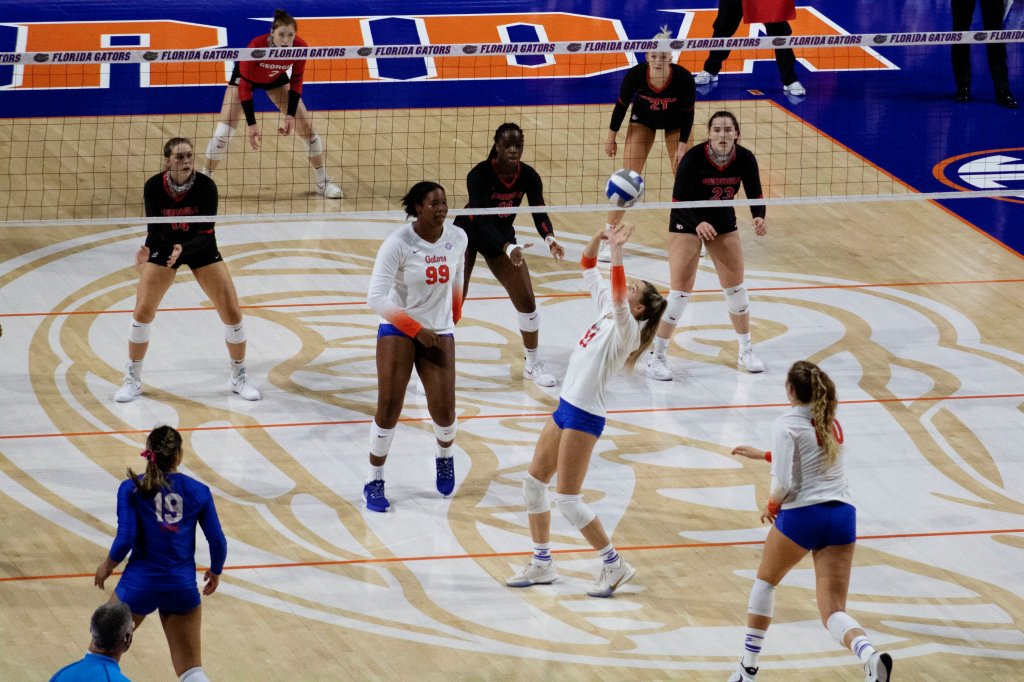 VB: Gators Upset Bid Falls Just Short to No. 1&nbsp;Wisconsin