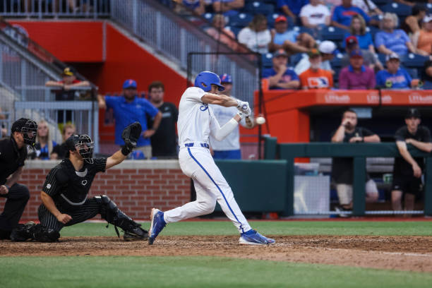 BSB: Gators Outslug Aggies in SEC&nbsp;Opener