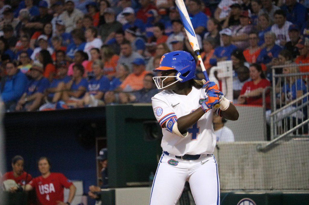 SB: #6 Florida shuts out #10 Louisiana 6-0 in series&nbsp;opener