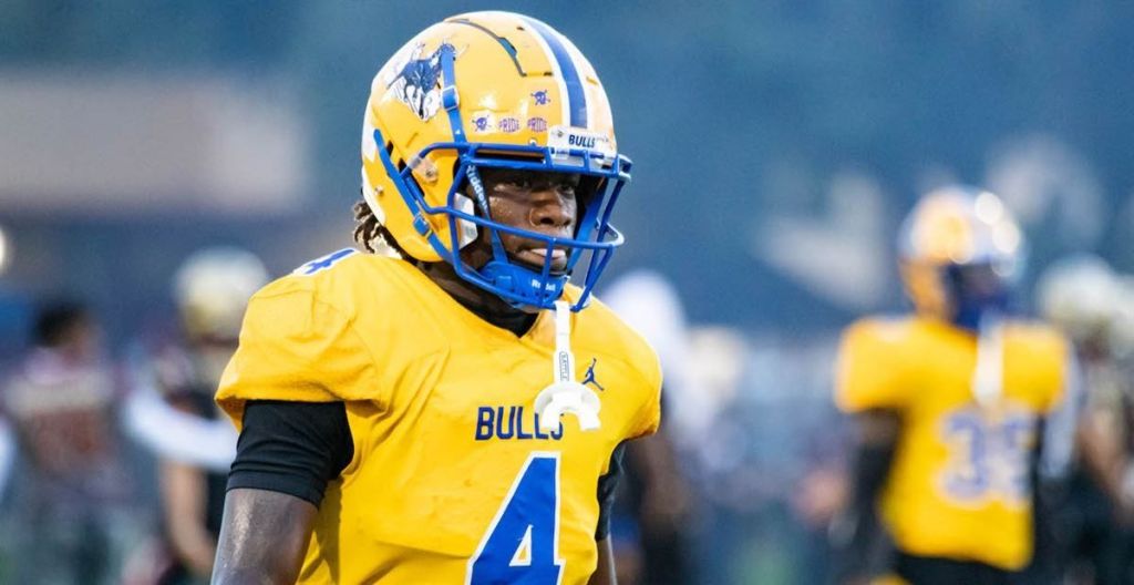 Gators Land Commitment From 2025 4-Star CB J’Vari&nbsp;Flowers