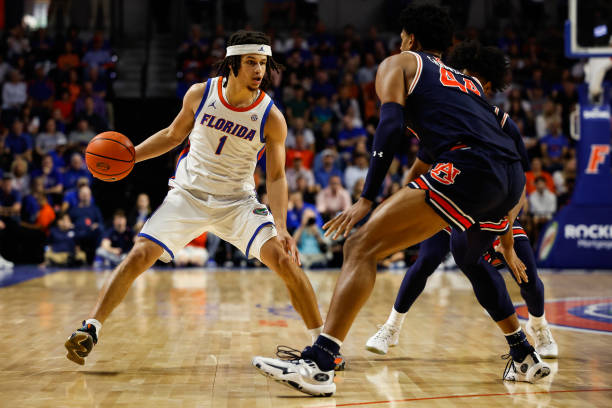 MBB: Gators fend off comeback attempt to defeat&nbsp;LSU