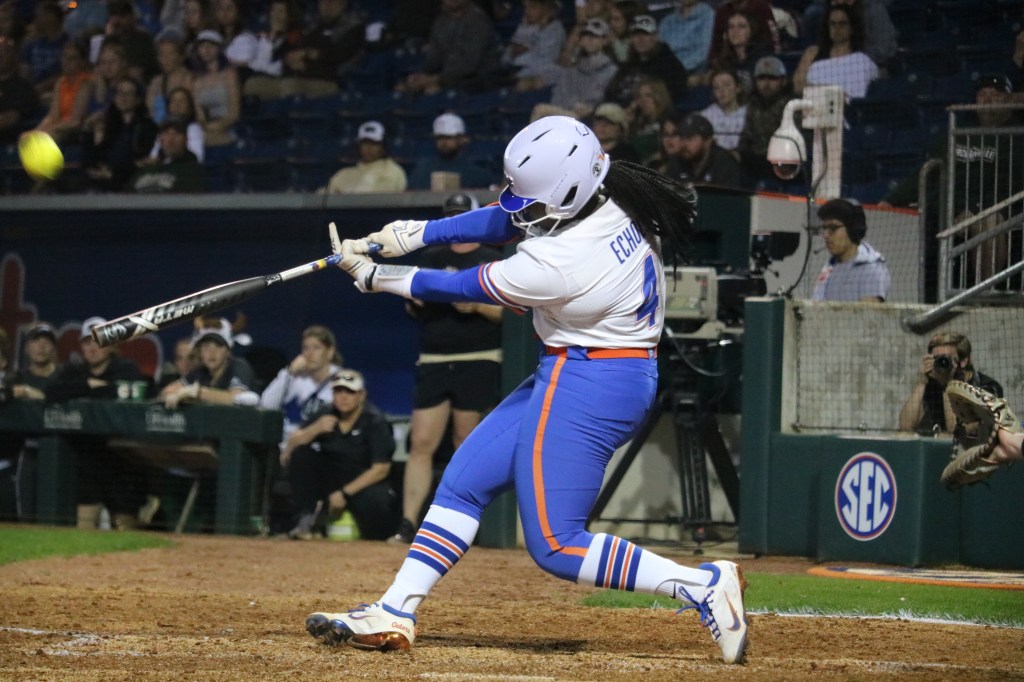 SB: Wallace and Echols Stay Hot as Florida Drops Road Series to&nbsp;Arkansas