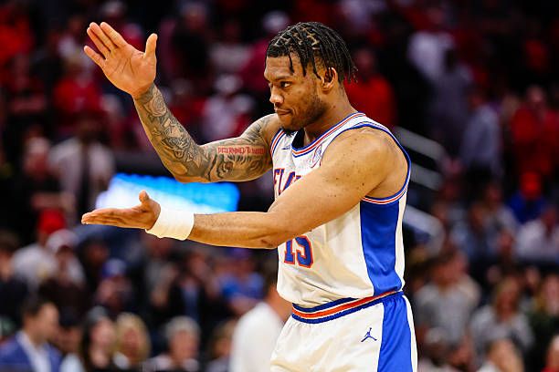 Gators Rally Past Texas Tech into Final Four