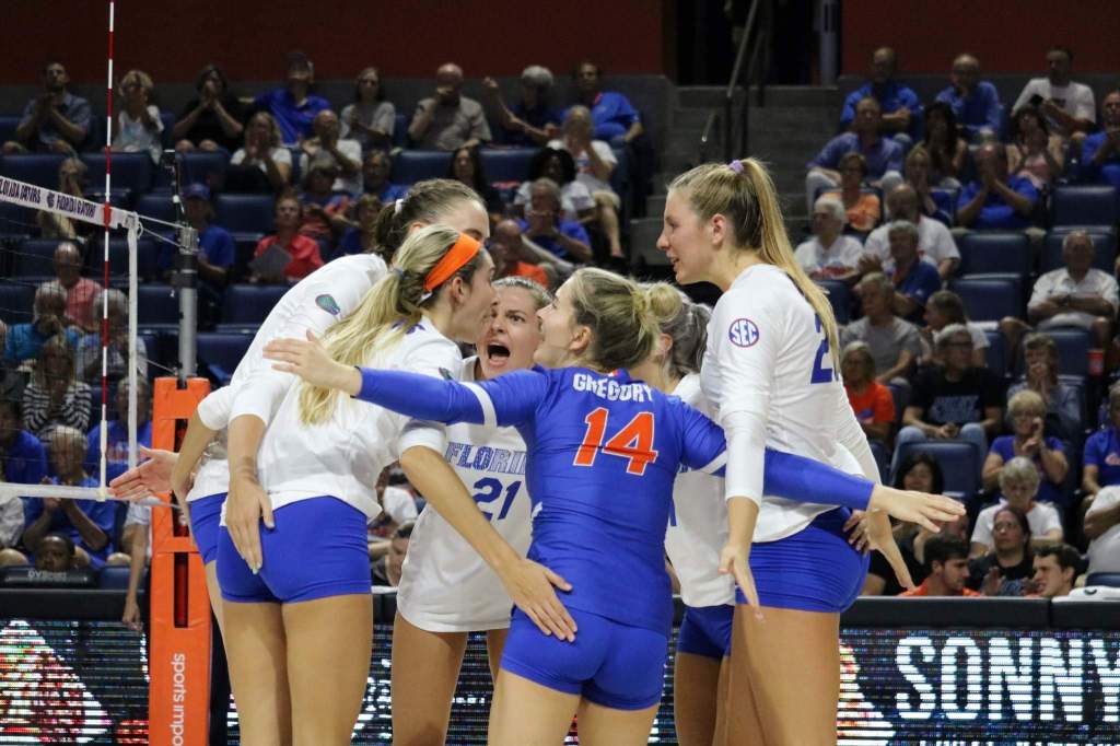 VB: Gators Outlast A&M on the Road in 5-Set&nbsp;Thriller