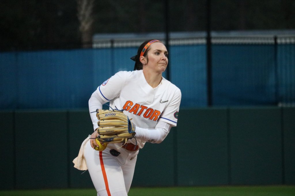 SB: Hightower Hurls Second Straight Complete Game to Lift Gators Over&nbsp;Louisville
