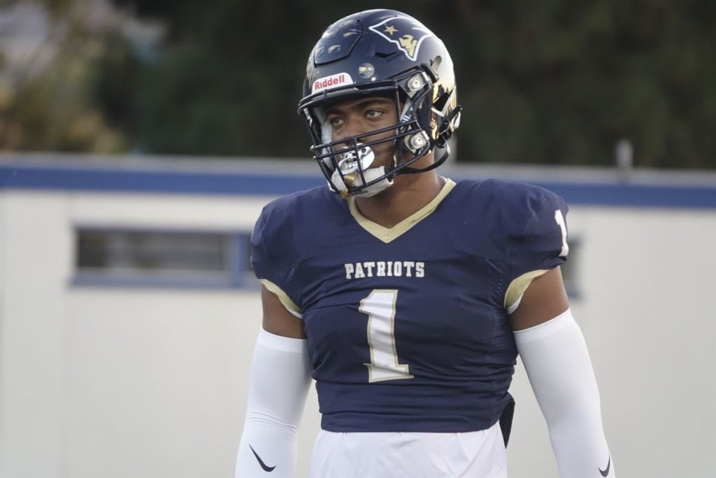 4-Star ATH Arlis Boardingham Signs with&nbsp;Gators