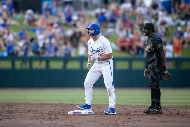 BSB: Gators Roll Past Kentucky in Series&nbsp;Opener