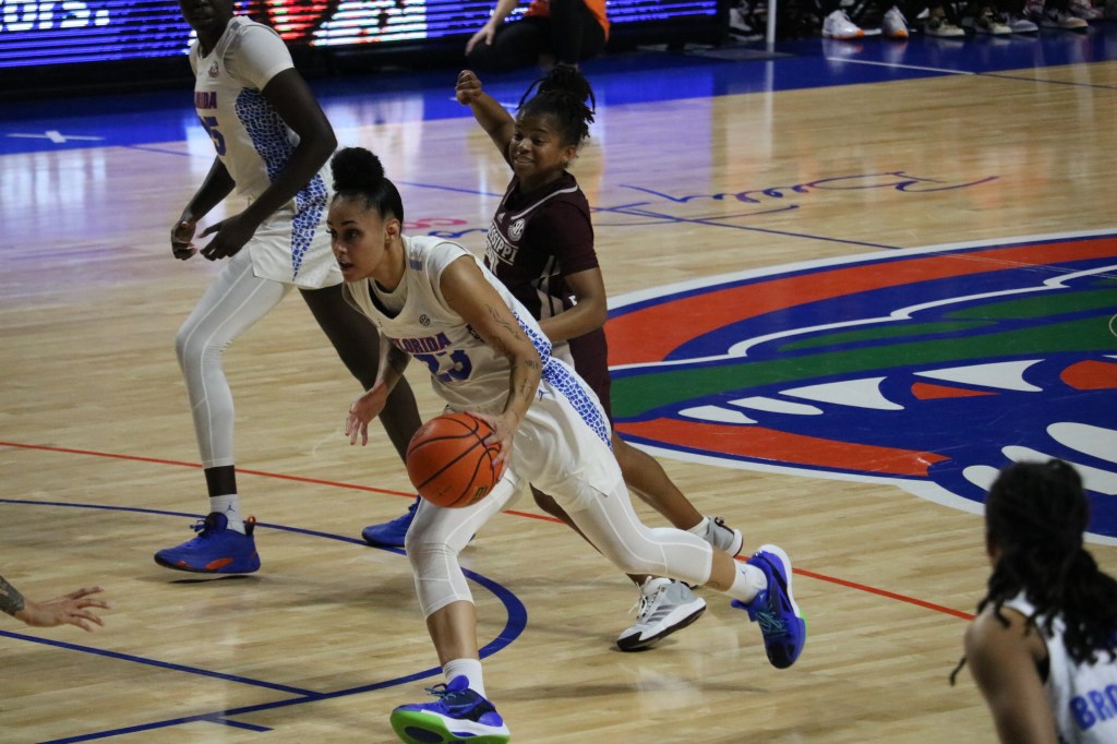 WBB: Bulldogs Best Gators at Home,&nbsp;89-77