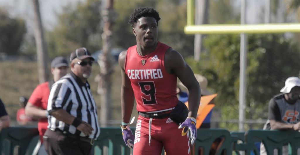 Gators land commitment from 3-star S Dakota&nbsp;Mitchell