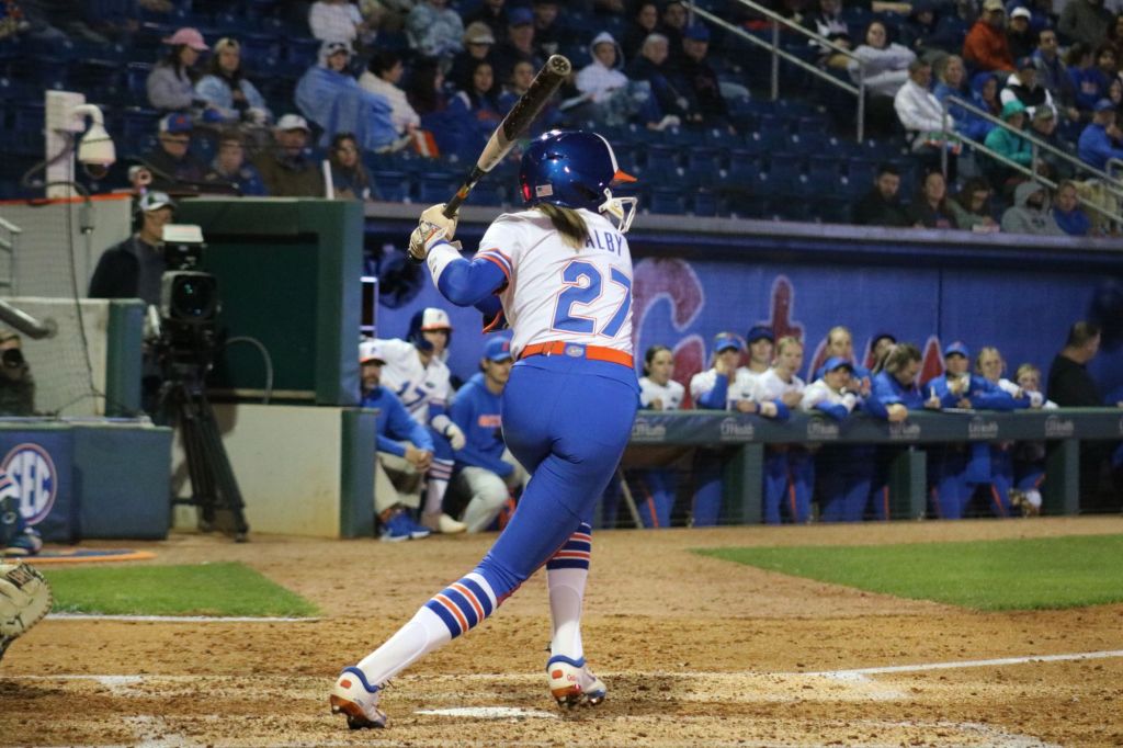 SB: Gators Knock Off No. 1 Oklahoma in Regular Season&nbsp;Finale