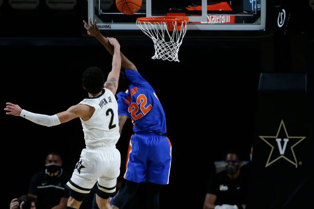 MBB: Gators Pick Up Quadrant One Victory at West&nbsp;Virginia