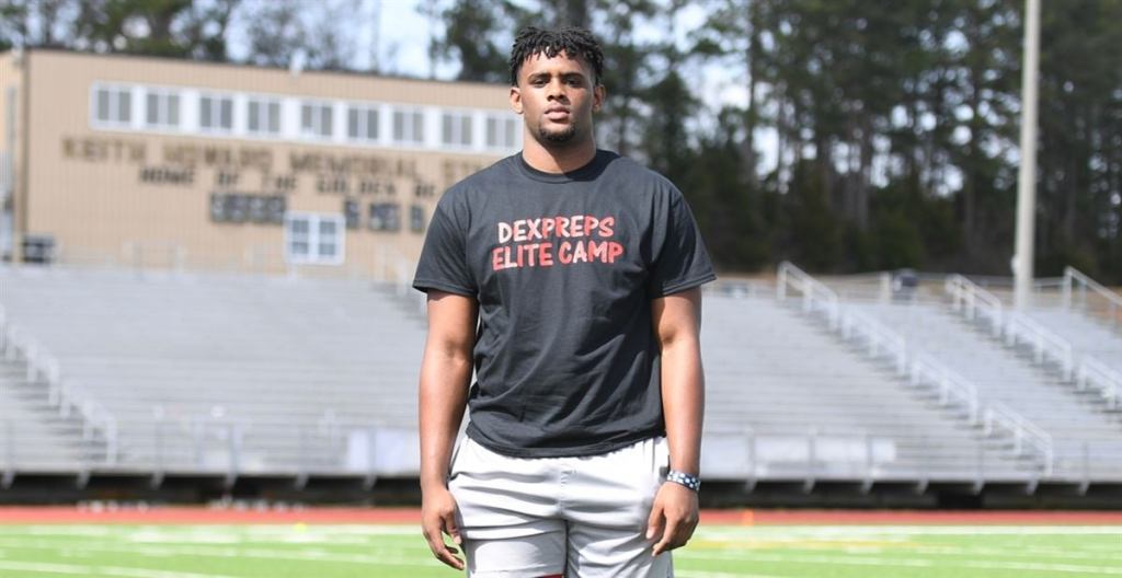 2023 4-Star DL Kelby Collins Commits to&nbsp;Gators