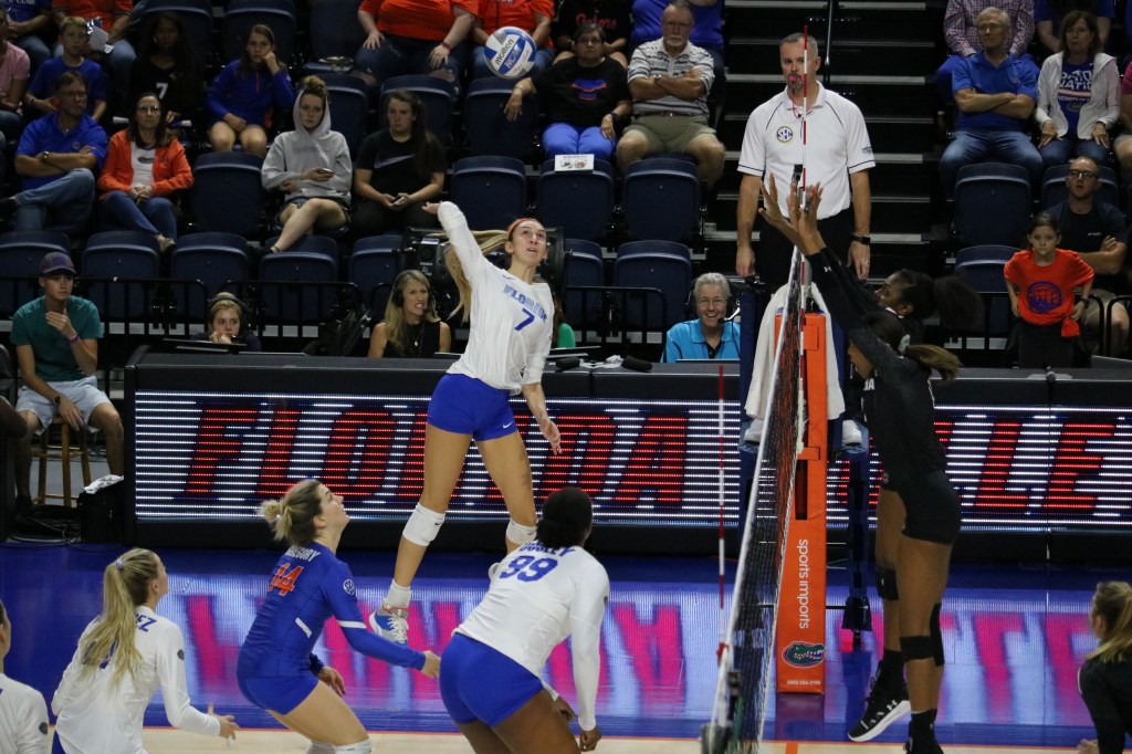 VB: Gators Sweep South Carolina at&nbsp;Home