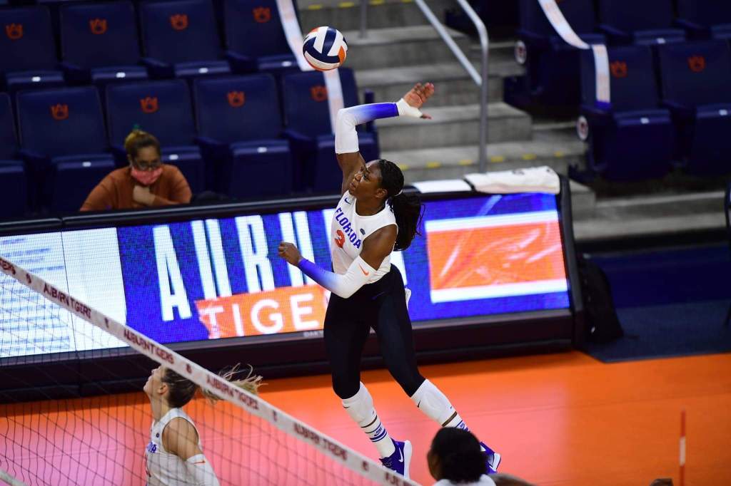Gators sweep Auburn (again); move to&nbsp;2-0