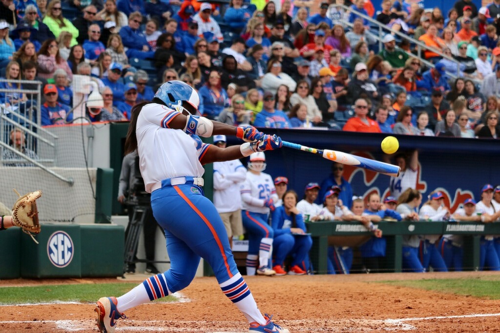 SB: Florida run-rules Auburn to complete&nbsp;sweep