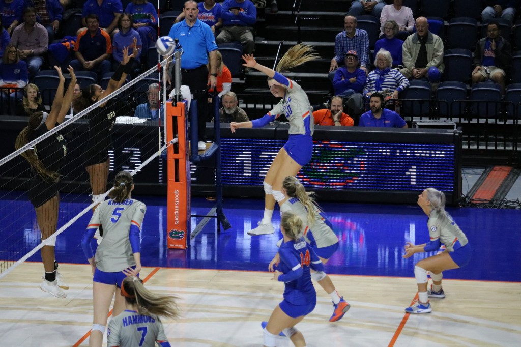 VB: Gators to meet No. 7 Minnesota in Sweet&nbsp;Sixteen