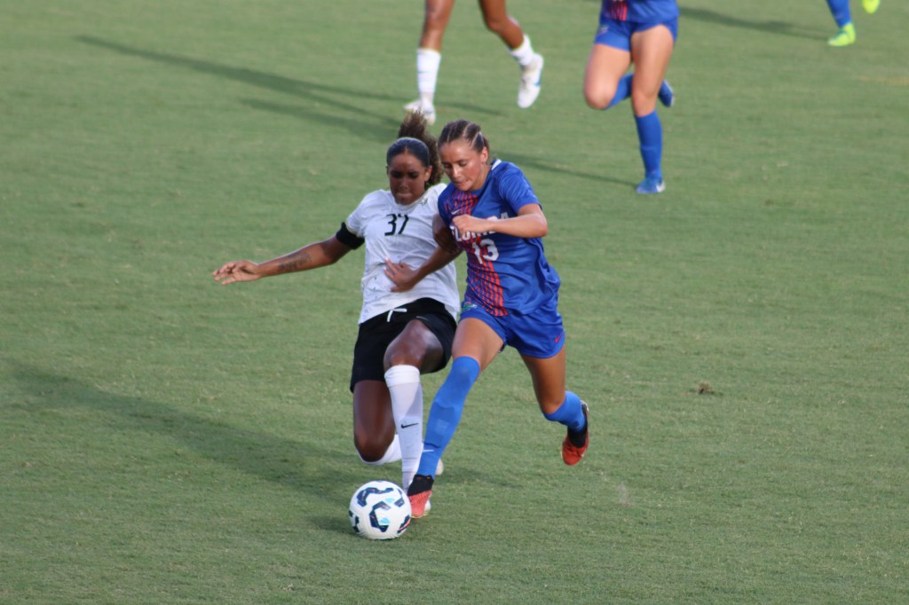 SOC: Gators and Knights Draw Even in Gainesville