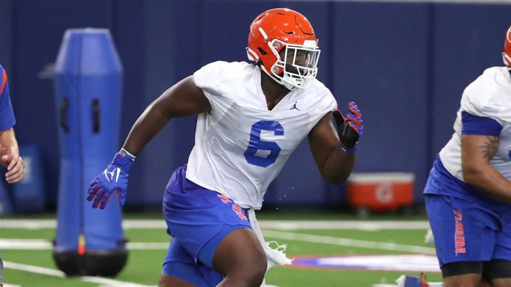 Zachary Carter named co-Defensive Lineman of the&nbsp;Week