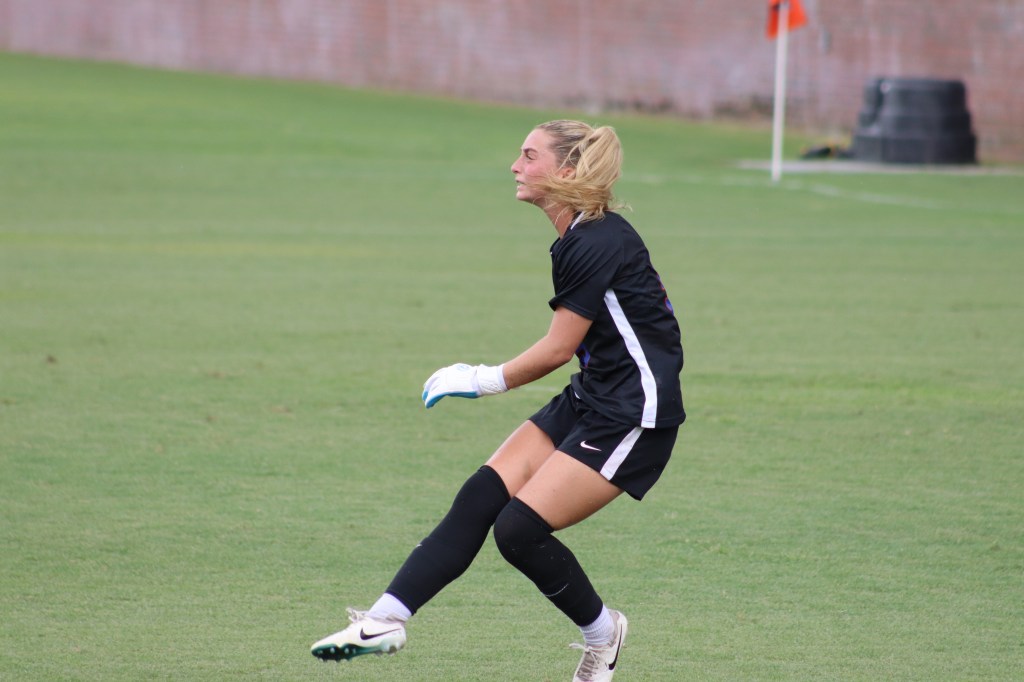 SOC: Gators, FGCU Draw in Final Non-Conference&nbsp;Tune-Up