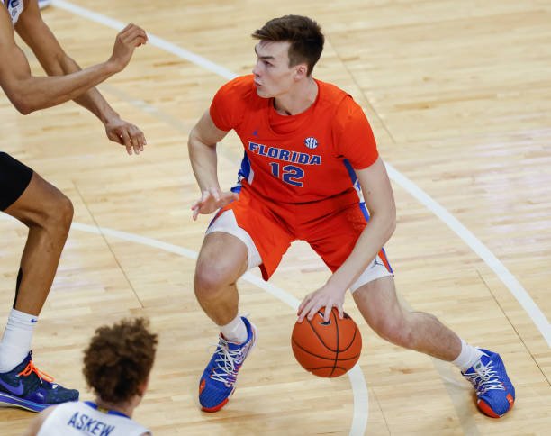 MBB: Dominant First Half Leads Gators to Victory in&nbsp;Opener