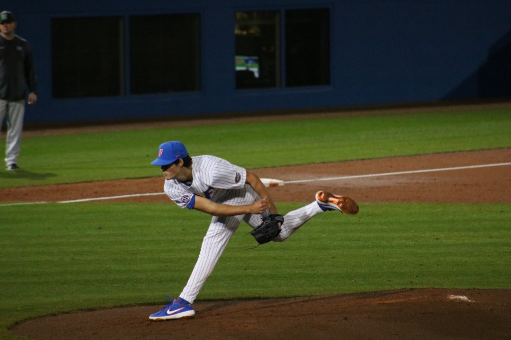 BSB: No. 1 Florida routs USF 9-1 in series&nbsp;opener