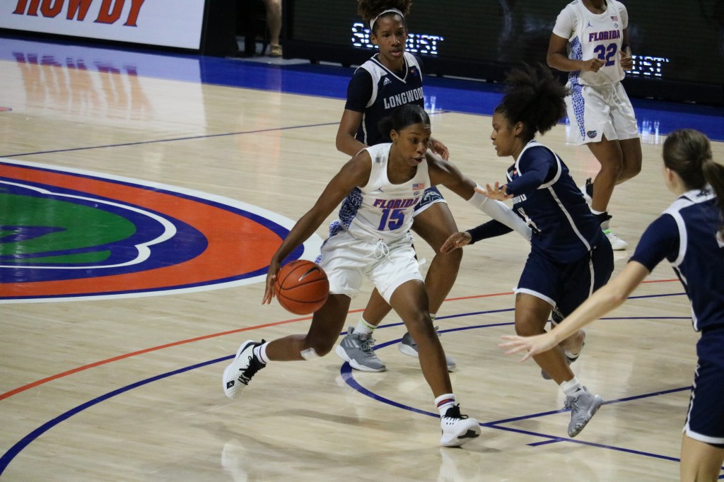 WBB: Gators dominate Auburn for first road SEC&nbsp;win