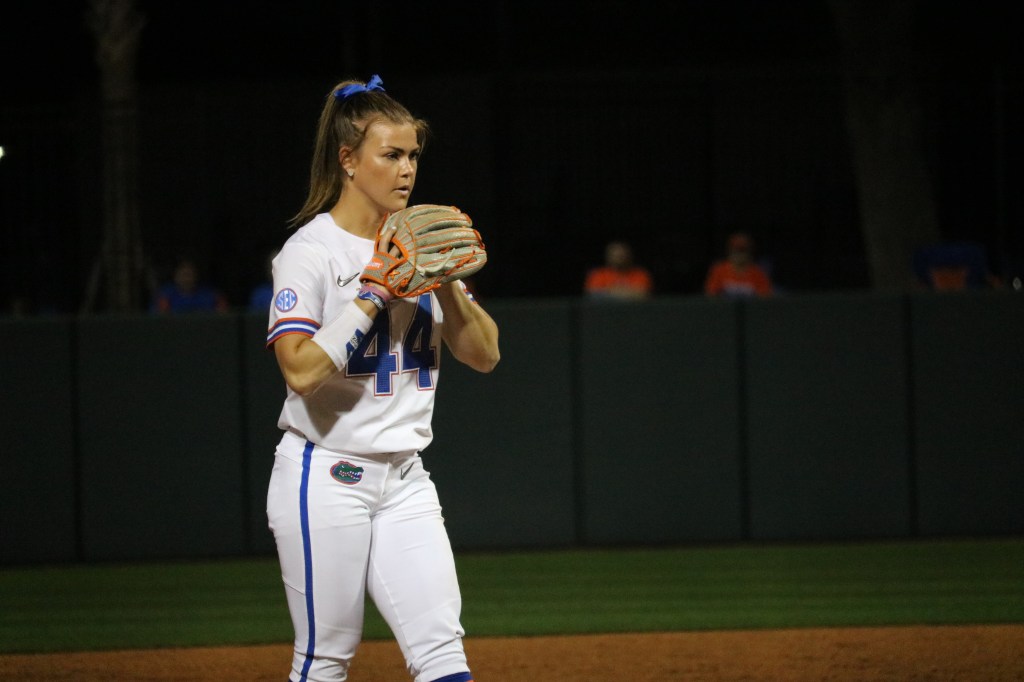 SB: Gators pick up pair of wins over ranked Wildcats at Mary Nutter&nbsp;Classic