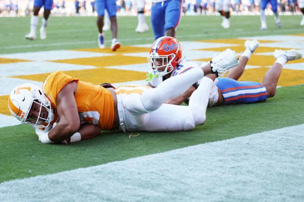 FB: Richardson Nearly Leads Gators to Comeback Victory Over Undefeated Vols in&nbsp;Knoxville