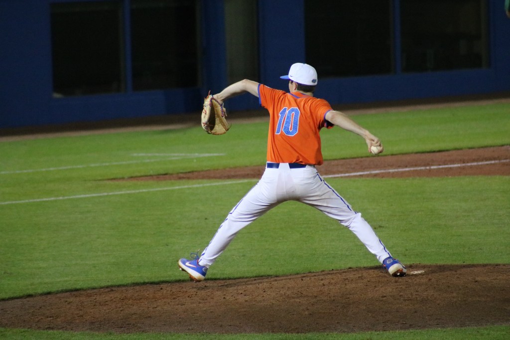 BSB: No. 1 Gators down FAMU behind spectacular outing by Tyler Nesbitt,&nbsp;bullpen