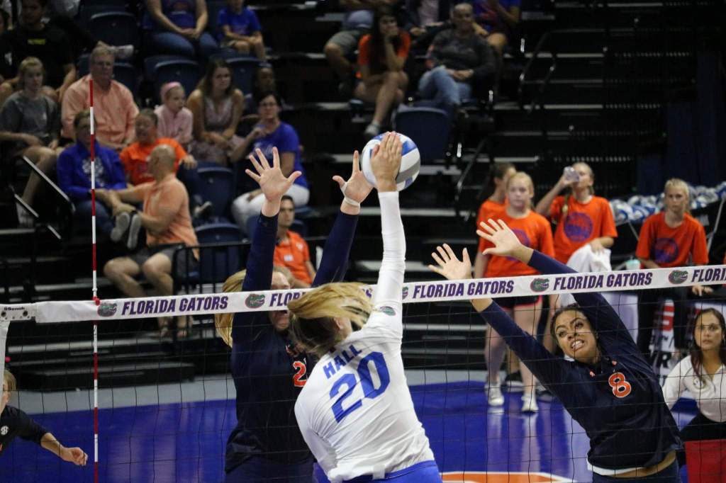 VB: Gators Sweep Auburn Tigers in SEC&nbsp;Opener