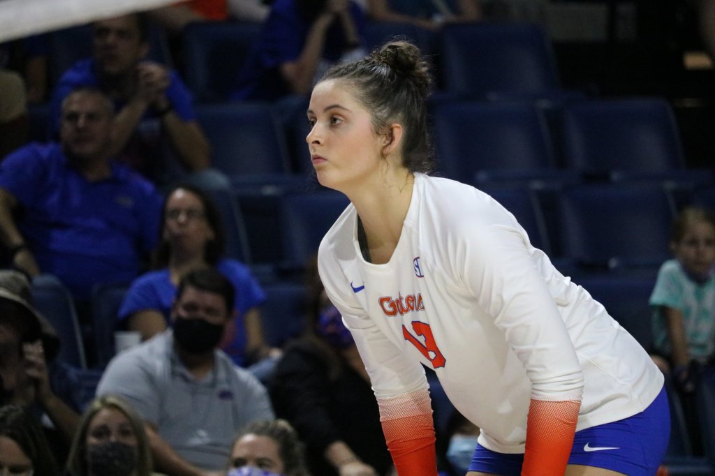 VB: Gators Pick Up 10th Consecutive Win in&nbsp;Athens