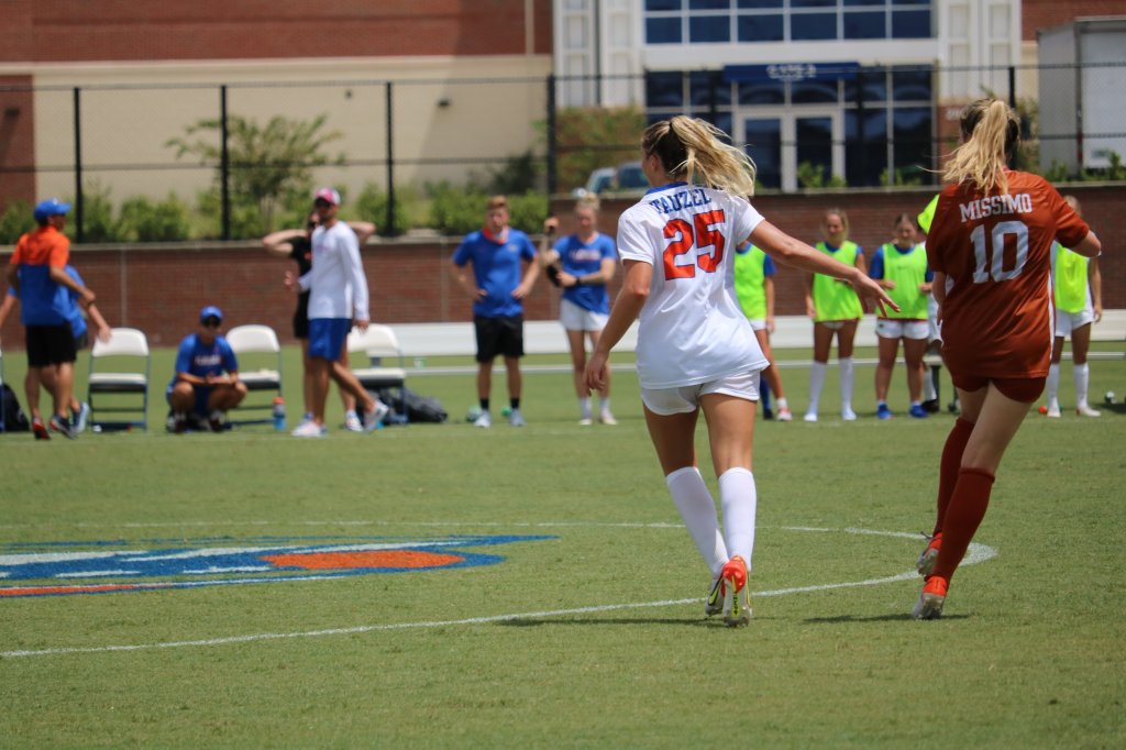 SOC: Gators Fall to Auburn,&nbsp;2-0