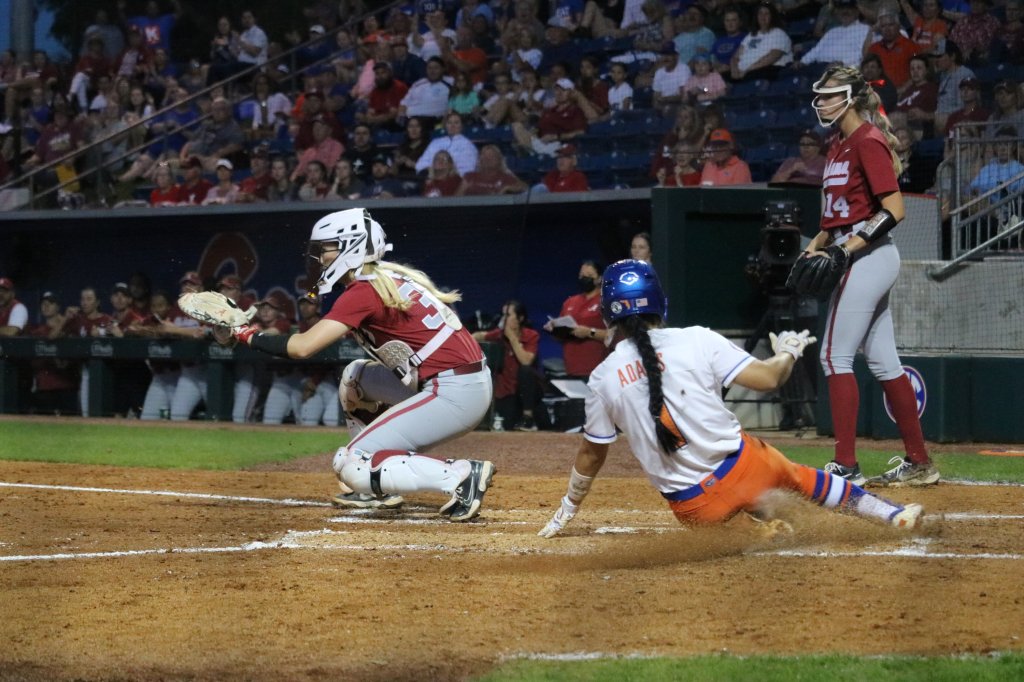 SB: Gators Defeat Crimson Tide to Avoid Series&nbsp;Sweep