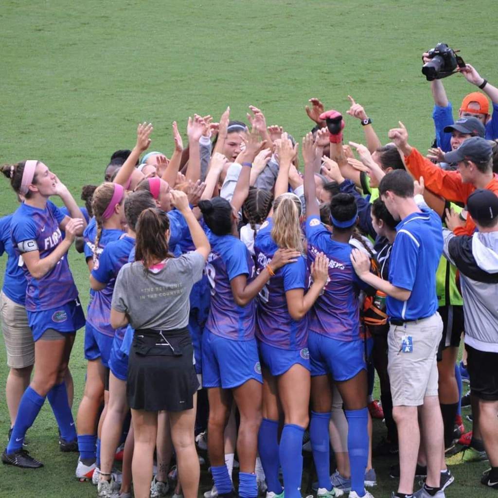 SOC: Gators Top No. 18 USF; Move to&nbsp;2-0