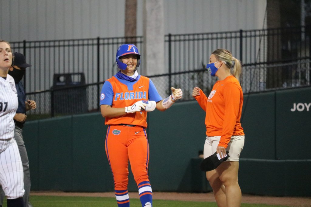 SB: Adams Extends Hit Streak To 13 Games As Gators Top&nbsp;Jacksonville